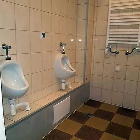 فندق Park-dobraszczecinska Dobra (Limanowa)